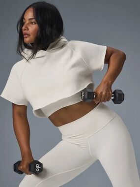 Alo Cropped In The Air Short Sleeve Hoodie